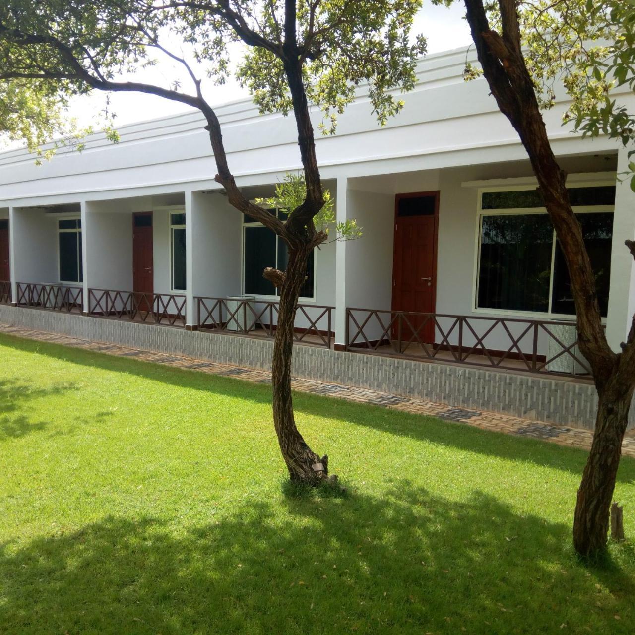 Royal Village Hotel Dodoma Ngoại thất bức ảnh