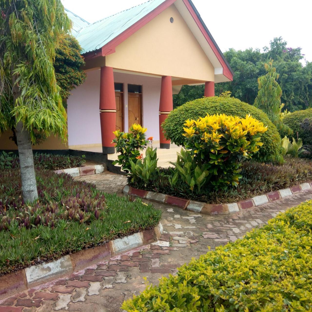 Royal Village Hotel Dodoma Ngoại thất bức ảnh